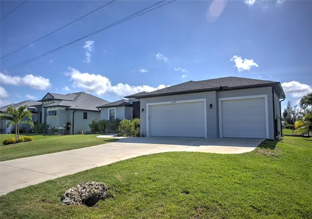 Photo 4 of Single family home for sale at 8380 Tecumseh Cir, Port Charlotte, FL 33981 | MLS# D6149180 | Listing updated on 2026-10-17