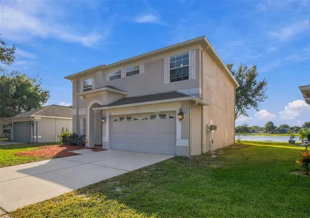 Photo 3 of Single family home for sale at 525 Powder View Dr, Ruskin, FL 33570 | MLS# TB8557951 | Listing updated on 2026-10-30