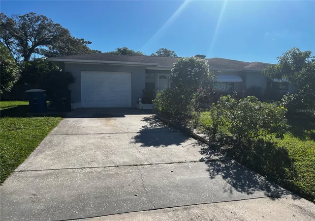 Photo 1 of Single family home for sale at 301 N Corona Ave, Clearwater, FL 33765 | MLS# TB8557952 | Listing updated on 2026-10-21