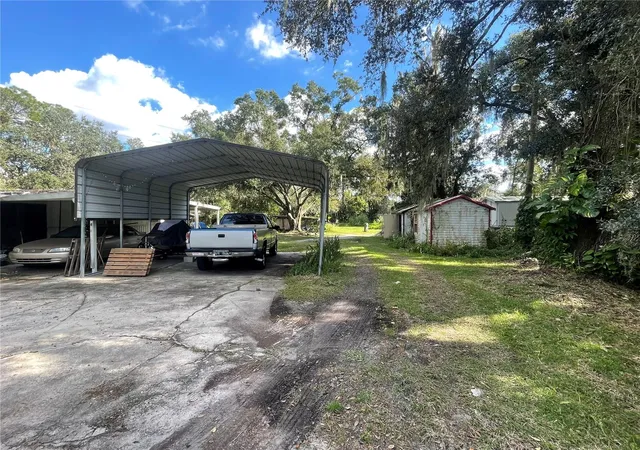 Photo 3 of Manufactured home for sale at 840 & 846 Nashville Rd, Lakeland, FL 33815 | MLS# P4940155 | Listing updated on 2026-10-15