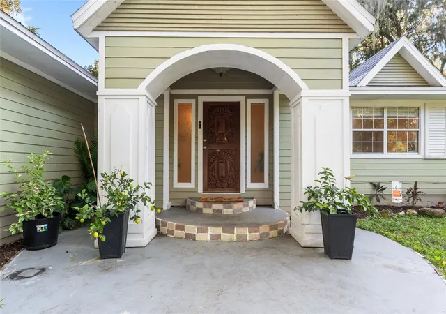 Photo 2 of Single family home for sale at 5609 Nw 53rd Court, Gainesville, FL 32653 | MLS# GC544171 | Listing updated on 2026-10-22