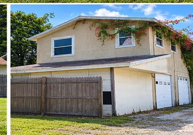 Photo 4 of Single family home for sale at 1511 19th Avenue S, Saint Petersburg, FL 33705 | MLS# TB8557993 | Listing updated on 2026-10-22