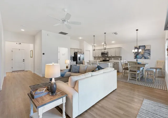 Photo 2 of Single family home for sale at 1613 Mclucas Ln, The Villages, FL 34762 | MLS# G5119059 | Listing updated on 2026-10-22