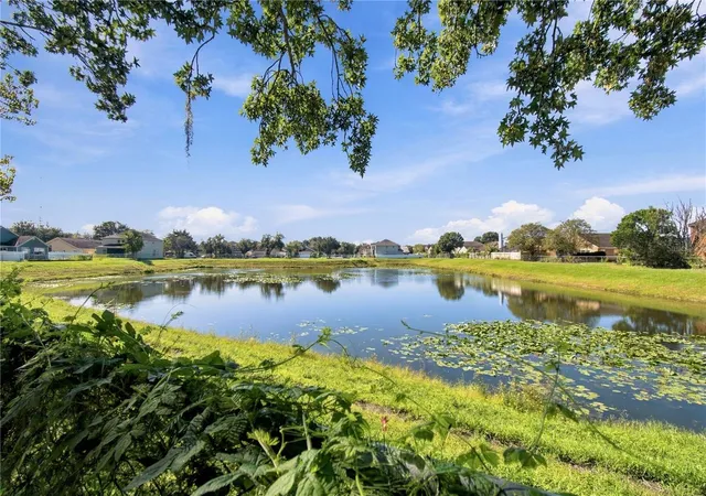 Photo 3 of Single family home for sale at 9914 Surrey Ridge Rd, Orlando, FL 32825 | MLS# O6449820 | Listing updated on 2026-10-20