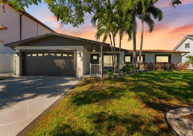 Single family home for sale at 3912 Fontainebleau Dr, TAMPA, FL 33634 | MLS# TB8558000