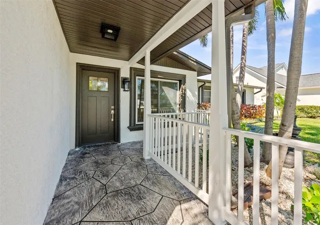 Photo 2 of Single family home for sale at 3912 Fontainebleau Dr, Tampa, FL 33634 | MLS# TB8558000 | Listing updated on 2026-10-28