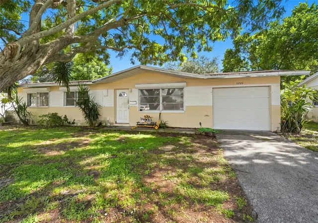 Photo 2 of Single family home for sale at 6226 42nd Avenue N, Saint Petersburg, FL 33709 | MLS# O6449826 | Listing updated on 2026-10-16