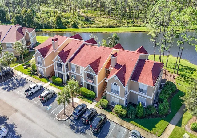 Listing Photo 1 - Condo for sale in building located at 9481 Highland Oak Dr, Tampa, FL 33647 - Unit #1202