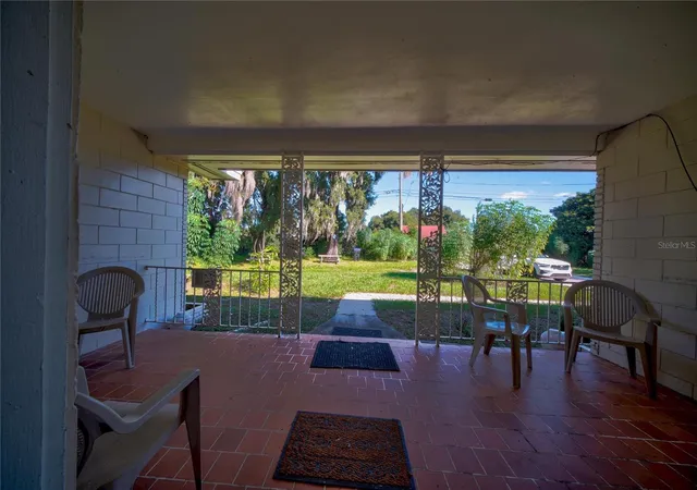 Photo 4 of Single family home for sale at 4200 Anderson Rd, Orlando, FL 32812 | MLS# O6449835 | Listing updated on 2026-10-17
