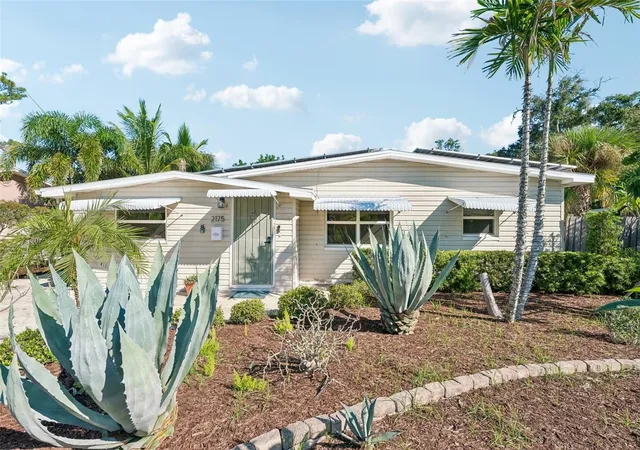 Photo 1 of Single family home for sale at 2175 64th Avenue S, Saint Petersburg, FL 33712 | MLS# TB8558030 | Listing updated on 2026-10-21