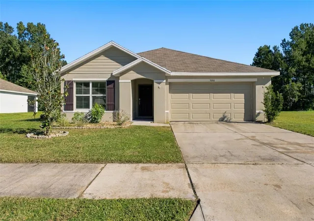Photo 2 of Single family home for sale at 5006 Diantha Way, Brooksville, FL 34604 | MLS# W7890313 | Listing updated on 2026-10-20