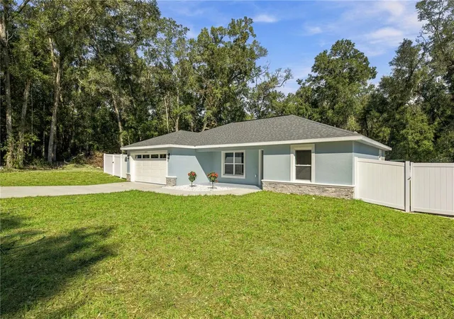 Photo 1 of Single family home for sale at 3951 SE 140th Place, Summerfield, FL 34491 | MLS# OM734014 | Listing updated on 2026-10-15
