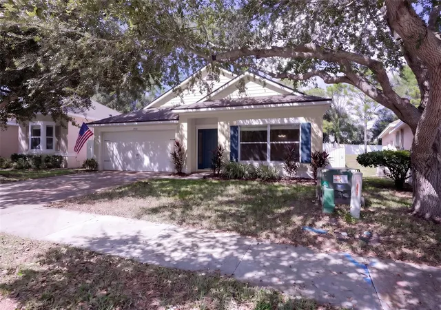 Photo 1 of Single family home for sale at 1416 Longville Cir, Tavares, FL 32778 | MLS# V4951824 | Listing updated on 2026-10-30