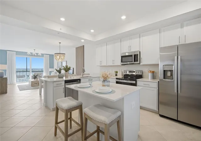 Listing Photo 4 - Condo for sale in building located at 19008 Scallop Loop, Bradenton, FL 34211 - Unit #105