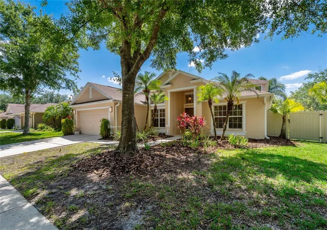Photo 1 of Single family home for sale at 8211 Cyn Crk Way, Tampa, FL 33647 | MLS# TB8558068 | Listing updated on 2026-10-30