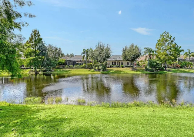 Photo 3 of Single family home for sale at 14718 Leopard Crk Pl, Lakewood Ranch, FL 34202 | MLS# A4709579 | Listing updated on 2026-10-23
