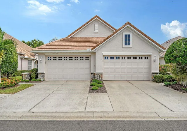 Photo 3 of Single family home for sale at 6937 Woodmore Ter, Lakewood Ranch, FL 34202 | MLS# A4709581 | Listing updated on 2026-10-23