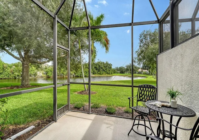 Photo 3 of House for sale at 6937 Woodmore Ter, Lakewood Ranch, FL 34202 | MLS# A4709581 | Listing updated on 2026-10-23