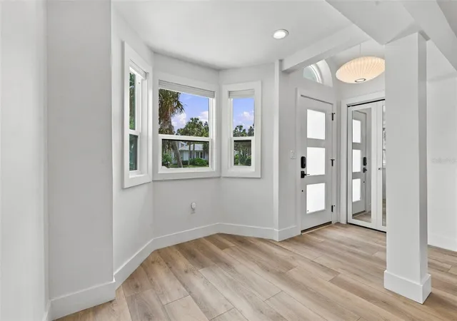 Photo 4 of Single family home for sale at 804 Bruce Ave, Clearwater Beach, FL 33767 | MLS# TB8558082 | Listing updated on 2026-10-15