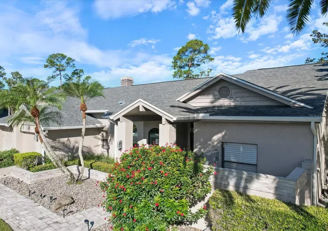 Photo 2 of Single family home for sale at 10 Windrush Ct, Oldsmar, FL 34677 | MLS# TB8558083 | Listing updated on 2026-10-27