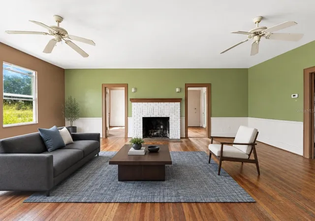 Photo 4 of Single family home for sale at 2790 Celery Ave, Sanford, FL 32771 | MLS# O6449883 | Listing updated on 2026-10-22