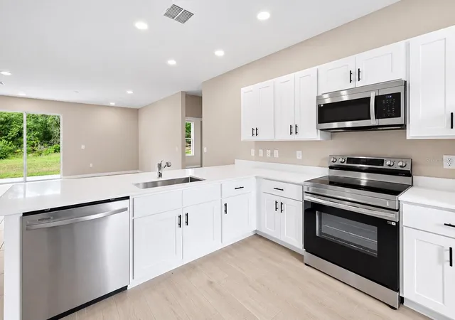 Photo 3 of Single family home for sale at 6361 SW 129th Street, Ocala, FL 34473 | MLS# S5159515 | Listing updated on 2026-10-15