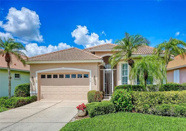 Single family home for sale at 750 Back Nine Dr, VENICE, FL 34285 | MLS# N6146193