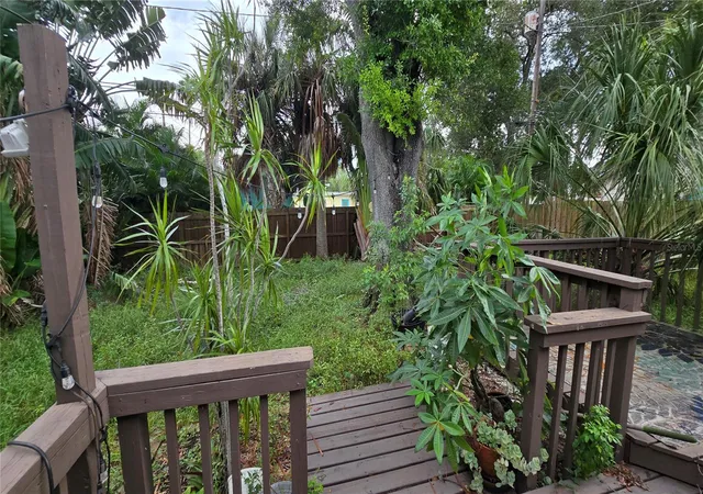 Photo 1 of Single family home for sale at 1600 Delaware Ave NE, Saint Petersburg, FL 33703 | MLS# TB8558103 | Listing updated on 2026-10-15