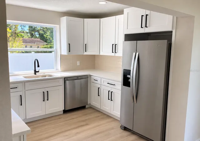 Photo 3 of Single family home for sale at 4226 Lake Richmond Dr, Orlando, FL 32811 | MLS# O6449901 | Listing updated on 2026-10-22