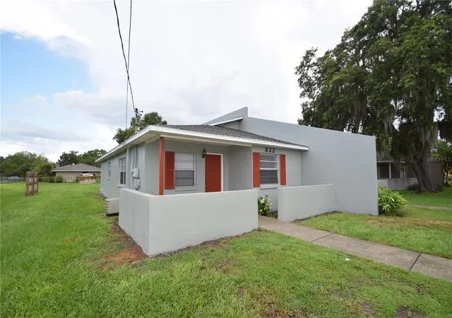 Photo 3 of House for sale at 822 Shirley Ann Trl, Lakeland, FL 33809 | MLS# L4965785 | Listing updated on 2026-10-16