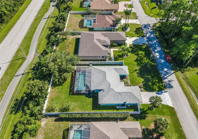 Photo 3 of Single family home for sale at 118 Ferndale Ln, Palm Coast, FL 32137 | MLS# FC322116 | Listing updated on 2026-10-26
