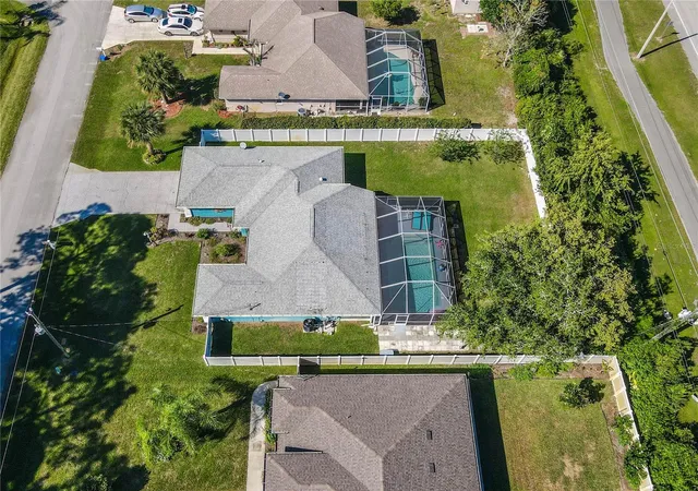 Photo 3 of Single family home for sale at 118 Ferndale Ln, Palm Coast, FL 32137 | MLS# FC322116 | Listing updated on 2026-10-26