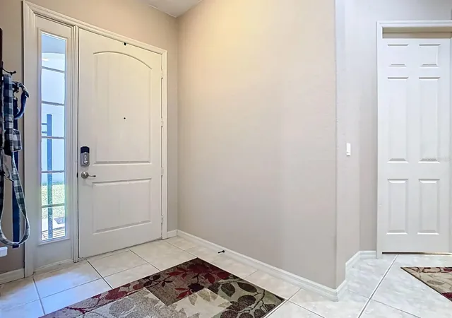 Photo 2 of Single family home for sale at 20604 Maxim Pkwy, Orlando, FL 32833 | MLS# O6449906 | Listing updated on 2026-10-21