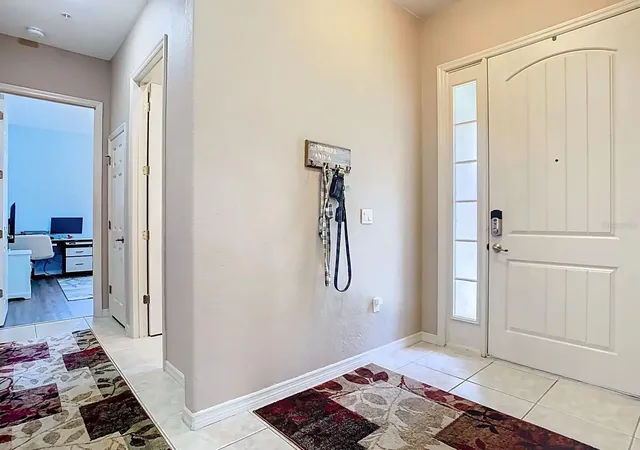 Photo 3 of Single family home for sale at 20604 Maxim Pkwy, Orlando, FL 32833 | MLS# O6449906 | Listing updated on 2026-10-21