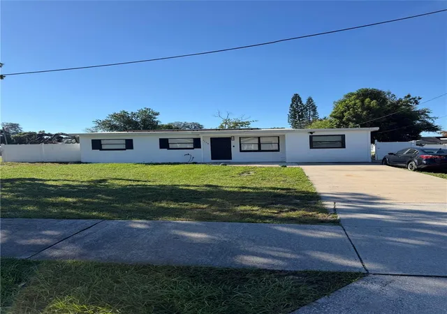 Photo 1 of Sale Pending at 2128 W Perio St, Tampa, FL 33612 | MLS# TB8558122 | Listing updated on 2026-10-19