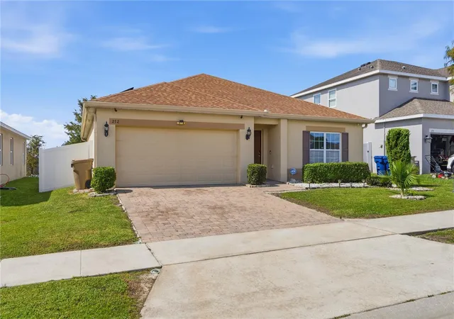 Photo 1 of Single family home for sale at 272 Sparrow Hawk Dr, Groveland, FL 34736 | MLS# O6449914 | Listing updated on 2026-10-15