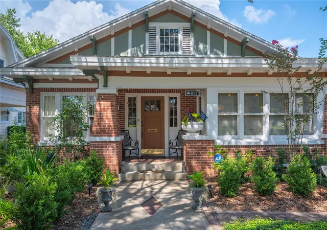 Single family home for sale at 1807 Pawnee Trl, LAKELAND, FL 33803 | MLS# L4965788
