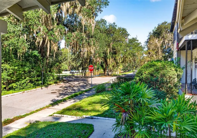 Photo 1 of Single family home for sale at 421 NE Boulevard, Gainesville, FL 32601 | MLS# GC544179 | Listing updated on 2026-10-23