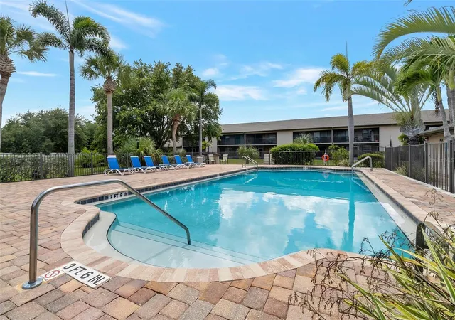 Listing Photo 2 - Condo for sale in building located at 1058 Mollie Ln, MELBOURNE, FL 32935