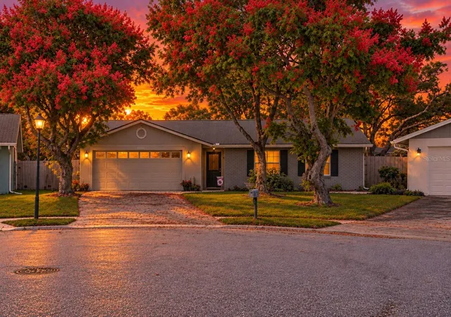 Single family home for sale at 2353 Bayswater Ct, ORLANDO, FL 32837 | MLS# S5159528