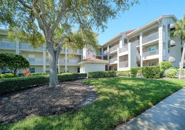 Condo for sale at 9330 Clubside Cir #3110, SARASOTA, FL 34238 | MLS# A4709611