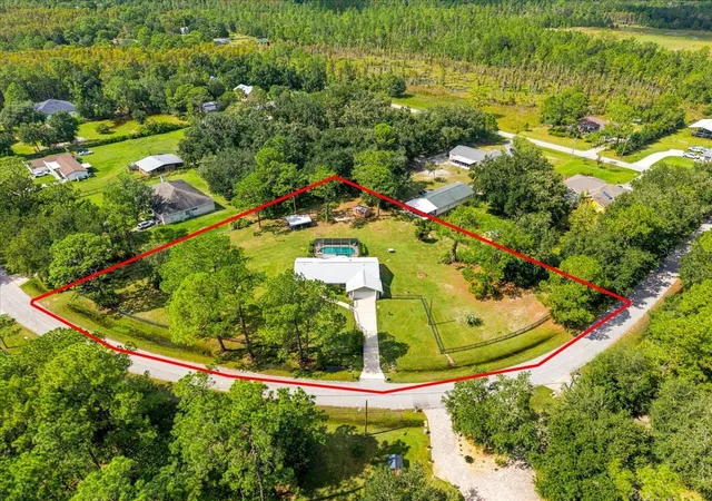Photo 3 of Single family home for sale at 26953 Coral Vine Ln, Wesley Chapel, FL 33544 | MLS# TB8558174 | Listing updated on 2026-10-26
