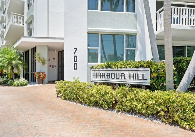 Photo 1 of Condo for sale at 700 Beach Dr NE #803, Saint Petersburg, FL 33701 | MLS# TB8558181 | Listing updated on 2026-10-16