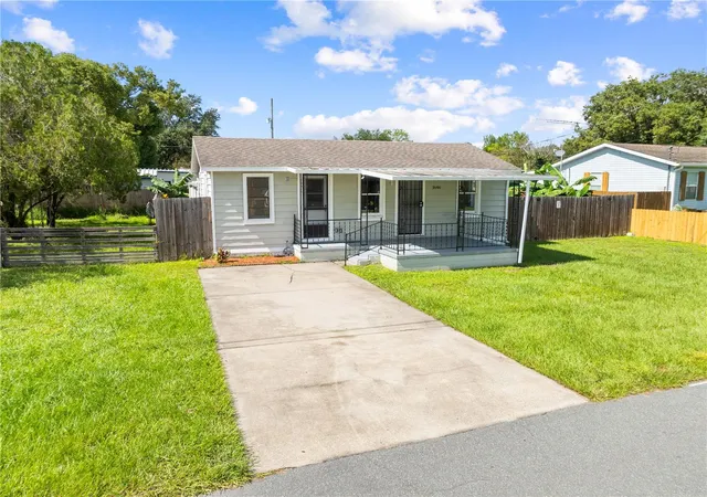 Photo 3 of Single family home for sale at 1646 Cod St, Saint Cloud, FL 34771 | MLS# S5159532 | Listing updated on 2026-10-20