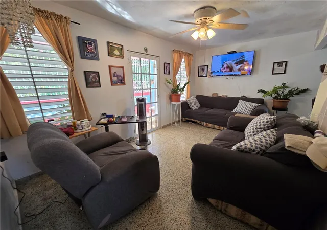 Photo 3 of House for sale at 812 Casa De Campo Bo Dajaos, Bayamon, PR 00956 | MLS# PR9124986 | Listing updated on 2026-10-15
