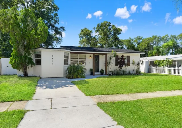 Photo 3 of Single family home for sale at 4410 W Iowa Ave, Tampa, FL 33616 | MLS# TB8558200 | Listing updated on 2026-10-20