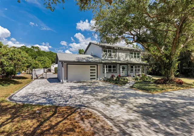 Photo 1 of Single family home for sale at 6914 S Wall St, Tampa, FL 33616 | MLS# TB8558201 | Listing updated on 2026-10-30
