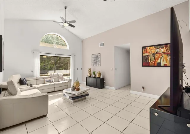 Photo 4 of Single family home for sale at 114 Blackwater Ct, Kissimmee, FL 34743 | MLS# S5159537 | Listing updated on 2026-10-15