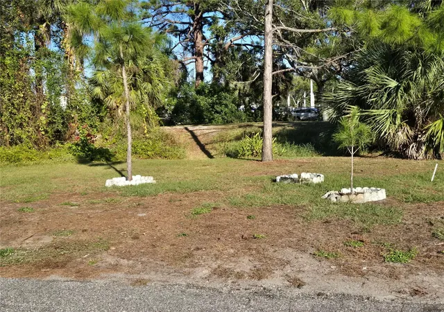 Photo 4 of Land for sale at 424 Hatchett Crk Rd, Venice, FL 34285 | MLS# N6146196 | Listing updated on 2026-10-16