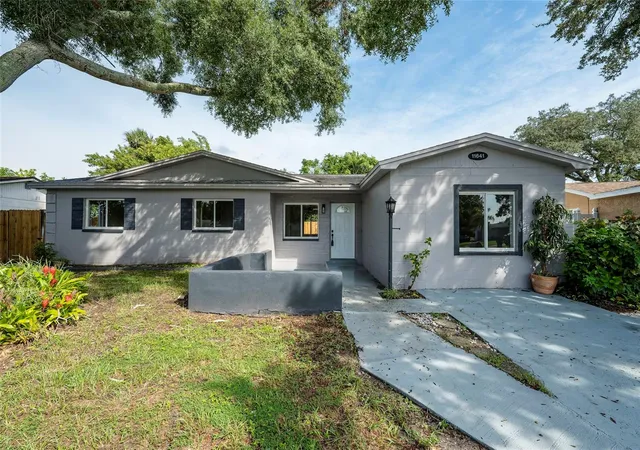 Photo 1 of Single family home for sale at 11641 129th Avenue, Largo, FL 33778 | MLS# TB8558206 | Listing updated on 2026-10-20